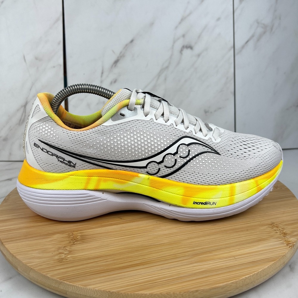 Saucony Endorphin Trainer Womens Size 10 White Yellow Running Shoe S10996-130